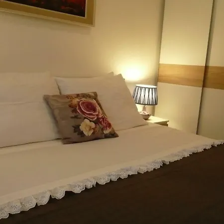San Apartment Split