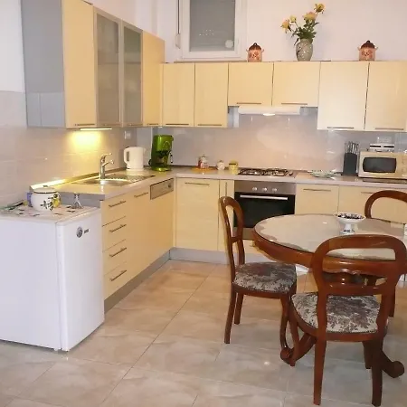 San Apartment *